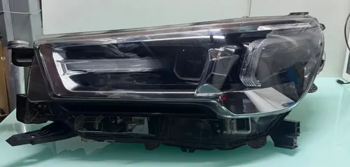 Farol Toyota Hilux 2017 A 2025 Esquerdo Original Esquerdo/motorista