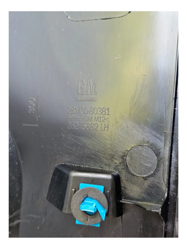 Friso Porta Traseira Tracker 2020/2025 26275882 Vx. - Imagem 4