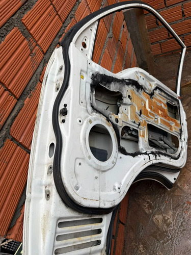 Porta Dianteira Direita Kia Bongo 2012 Dianteira Direito Branca - Imagem 7