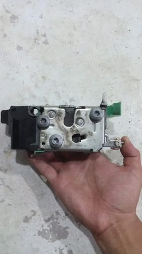Tranca Fechadura Porta Dianteir Direita Fiat Punto 12 A 2014 - Imagem 3