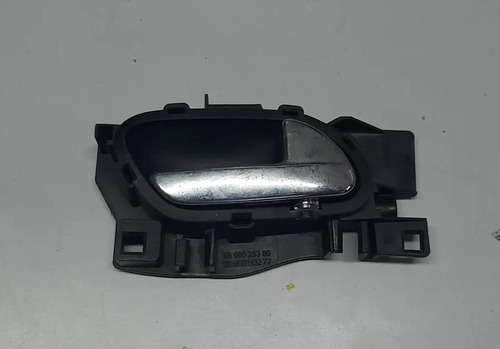 Maçaneta Interna Traseira Ld Peugeot 408/308 11/19 Traseira