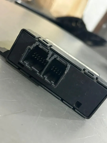 Módulo Sensor Estacionamento Spin 1.8 2016 Original Preto - Imagem 4