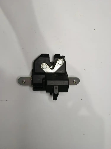 Fechadura Tampa Mala Fiat Argo Cronos Mobi Pulse 50513866 - Imagem 2