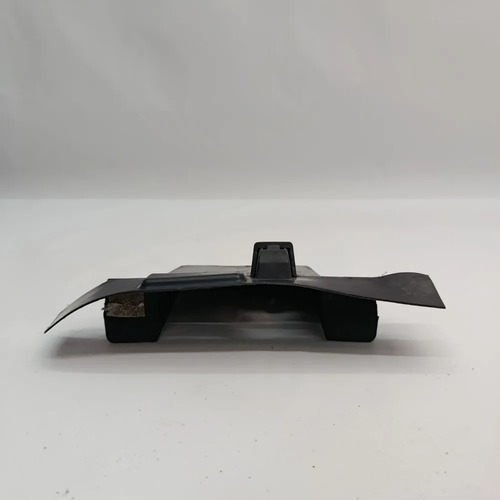 Suporte Defletor Radiador Renault Captur 2018 2019 2020 2021 - Imagem 2