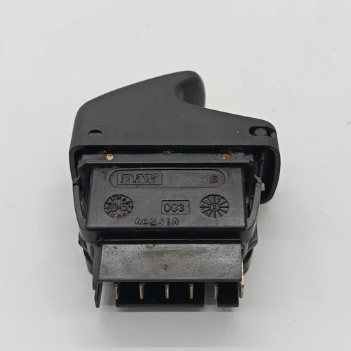 Botao Vidro Eletrico Dianteir Direit Renault Clio 2007 08 09 - Imagem 4