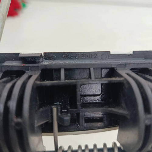 Maçaneta Externa Direita Renault Sandero Logan 2015 16 17 18 - Imagem 5