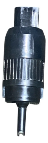 Bomba Esguicho Limpador Parabrisa Gm Onix Tracker Pum817027 - Imagem 3