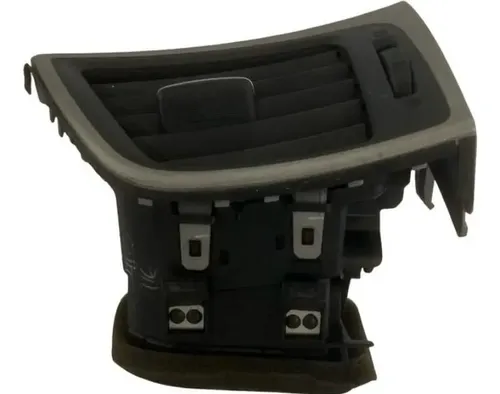 Difusor Ar Esquerdo Nissan Sentra 2015 Preto