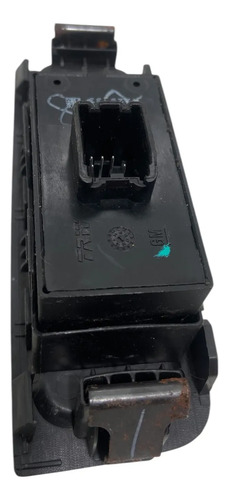 Botão Vidro Traseiro Tracker Onix Spin Cobalt 2013 A 2017 - Imagem 2