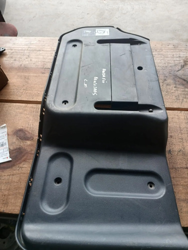 Moldura Acabamento Acento Traseiro Honda Fit 2004 A 2008 Preto