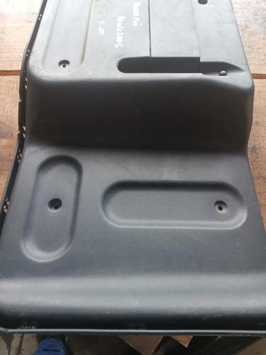 Moldura Acabamento Acento Traseiro Honda Fit 2004 A 2008 Preto - Imagem 2