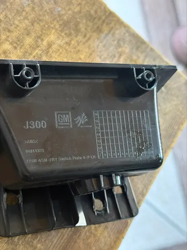 Moldura Dos Botões Do Vidro Cruze 12/16 Novo Gm 94811325 - Imagem 5
