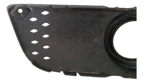 Moldura Farol Milha Direito Mitsubishi Lancer 2010 2018 Oem Preto Direito - Imagem 7