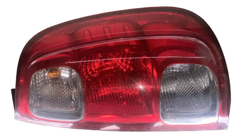 Lanterna Traseira Lado Direirto Fiat Uno Vivace 2010 A 2015 Direito/passageiro Vermelho - Imagem 4