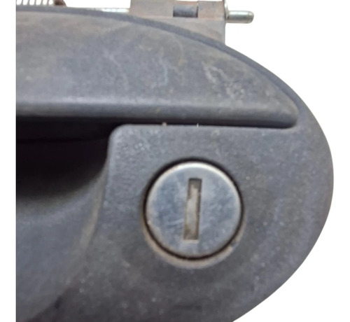 Maçaneta Externa L.e. Gm Corsa 94/04  Vectra 93/96 93288895 Preto Dianteira/traseira - Imagem 5