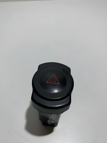 Botão Pisca Alerta Renault Sandero 2008 - 2013 Original