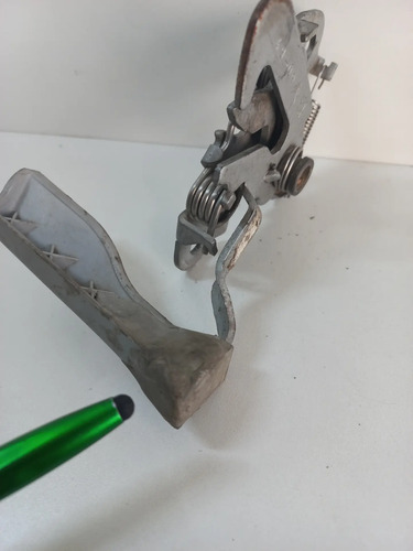 Fechadura Do Capo Peugeot 207 Com Detalhe... - Imagem 4