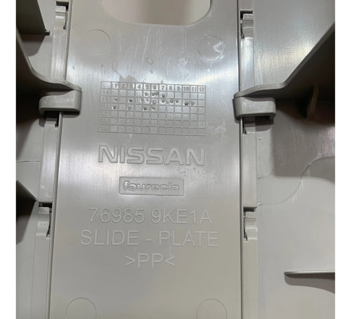Acabamento Coluna Central Direita Nissan Versa 1.0 3cc 2016 - Imagem 3