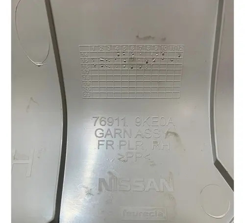 Acabamento Coluna Direita Parabisa Nissan Versa 1.0 3cc 2016 - Imagem 3