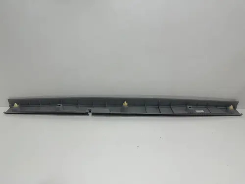 Moldura Superior Tampa Traseira Hyundai Tucson 2007 A 2015 Cinza - Imagem 3