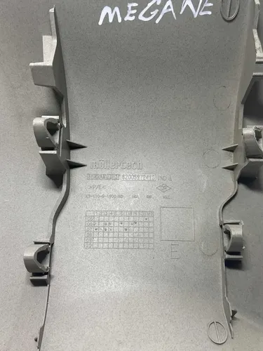Acabamento Coluna Traseira Esquerda Megane Cod:(8200597241g) - Imagem 5