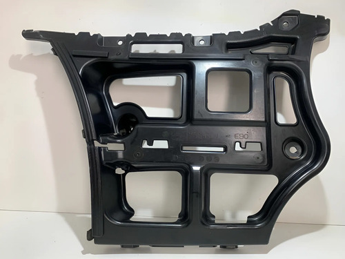 Guia Pára-choque Traseiro Esquerdo Bmw 320i 2006 - 2012