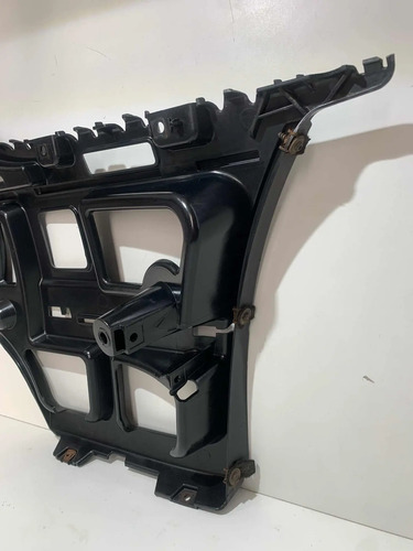 Guia Pára-choque Traseiro Esquerdo Bmw 320i 2006 - 2012 - Imagem 4