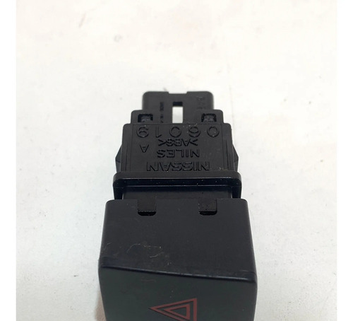 Botão Pisca Alerta Nissan Versa 1.0 3cc 2016 - Imagem 4