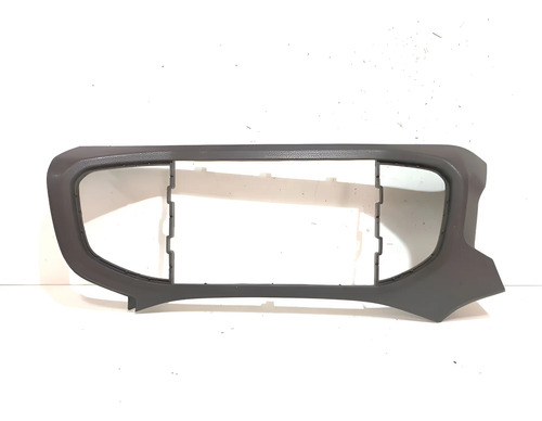 Moldura Central Painel Multimídia Gm Prisma Ônix 2013 A 2019 Cinza-escuro