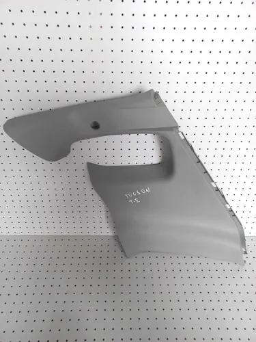 Acabamento Coluna Traseira Esquerda Hyundai Tucson 2006 2015 - Imagem 3