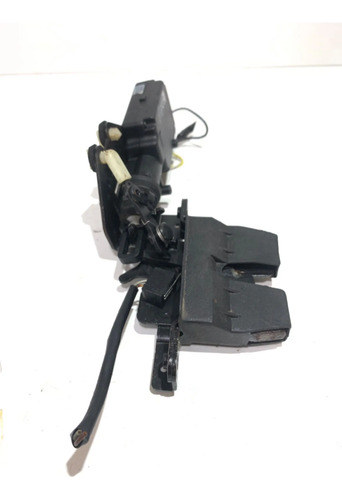 Fechadura Porta Mala Ford Fiesta Sedan 2003 2014 - Imagem 4