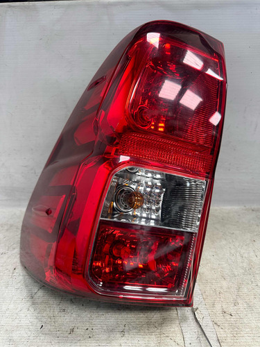 Lanterna Traseira Esquerda  Hilux Srx 2016 A 2021 Usada - Imagem 4