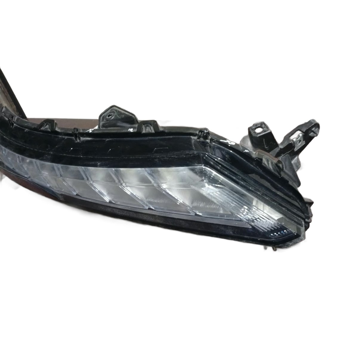 Farol Superior Direito Eclipse Cross 23 Original Edm92206010 - Imagem 3