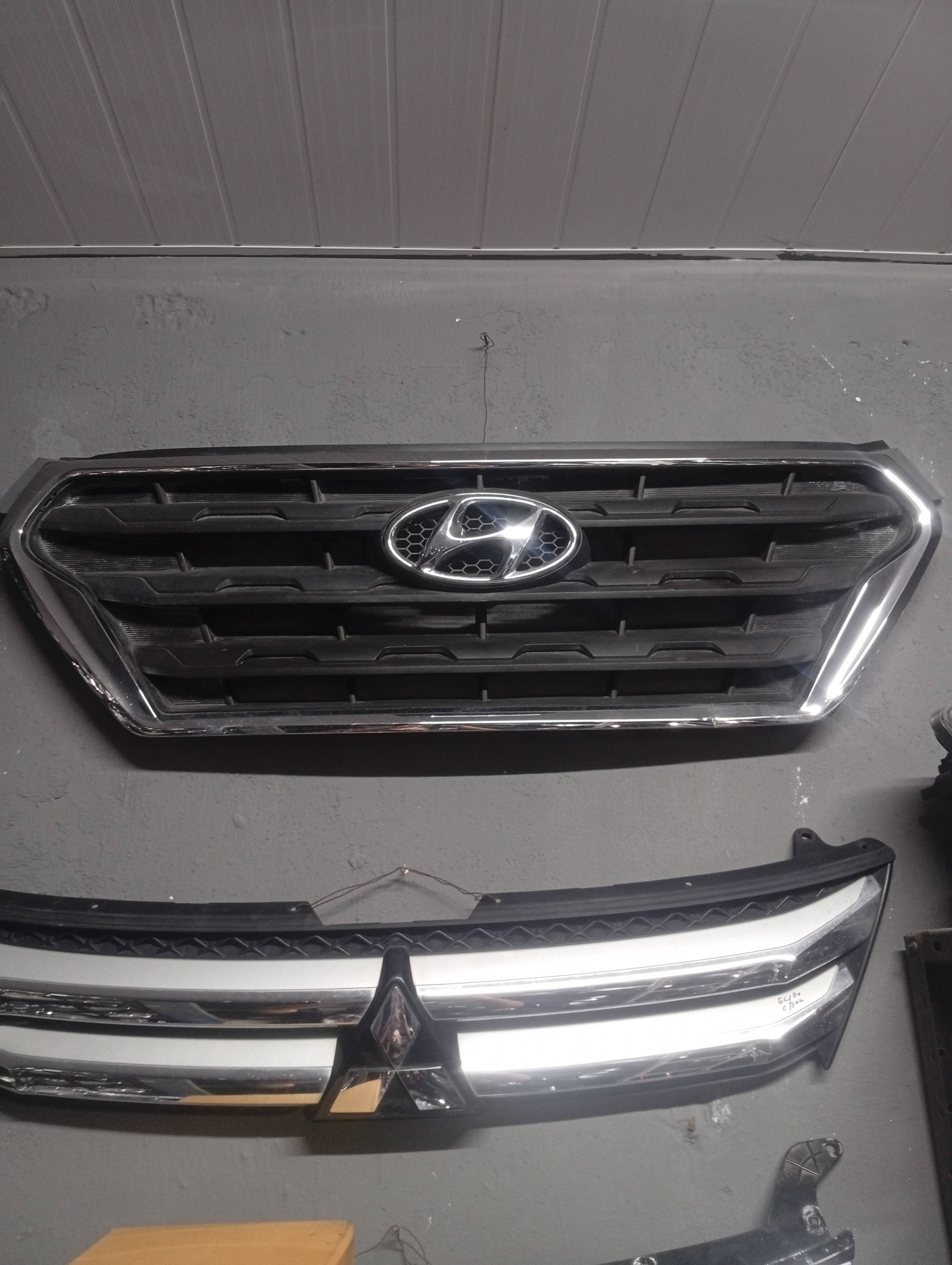 Tela Frontal Central Hyundai Creta Cromado - Imagem 1