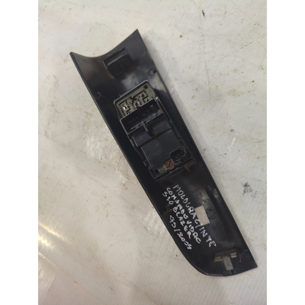 Mold Comando Vidro Bloqueio Dir S10 Blazer 95/11 Gm 15998618 - Imagem 7