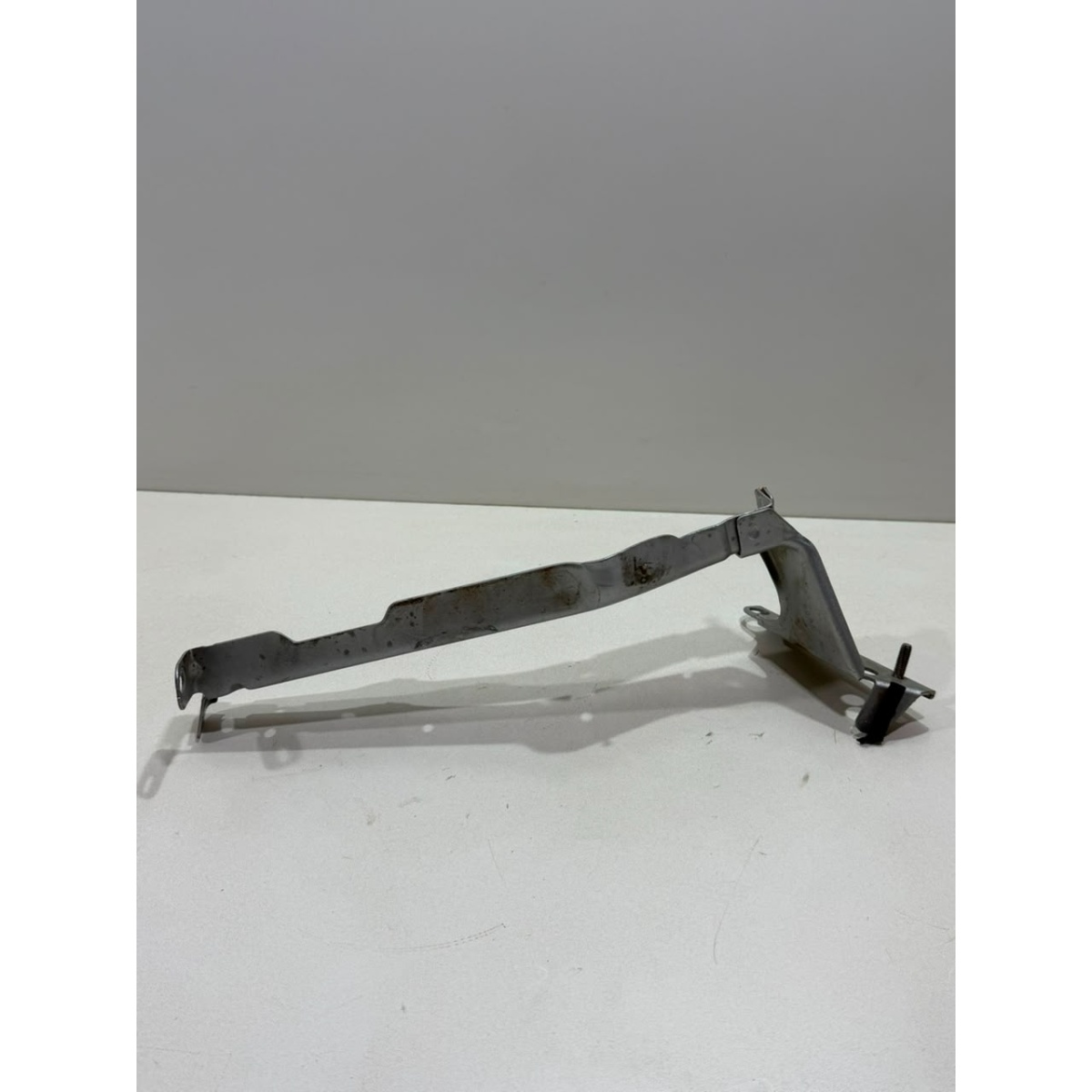 Guia Suporte Paralama Audi A4 2010 Dianteiro Esquerdo Orig - Imagem 4