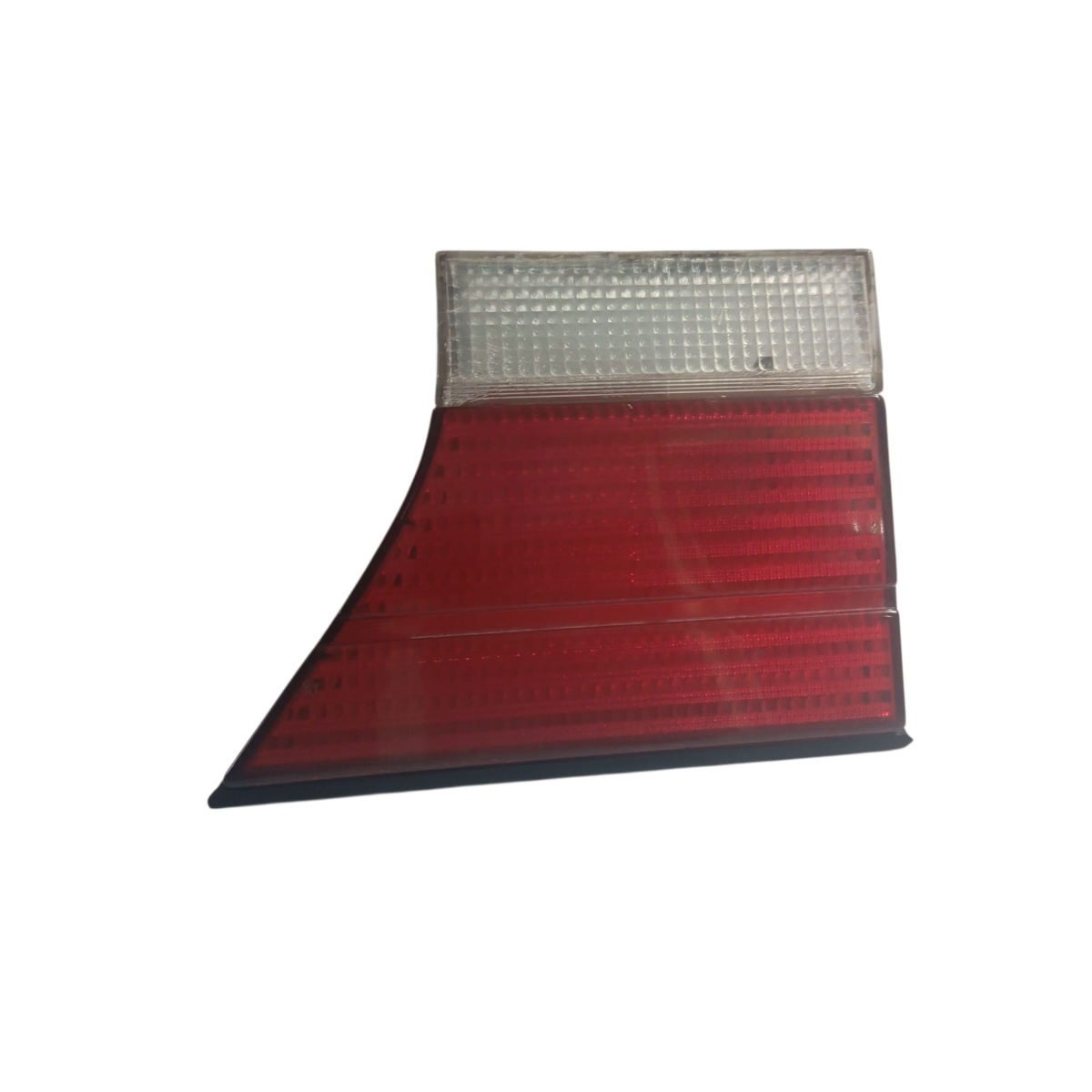 Lanterna Traseira Esquerdo Versailles Esquerdo/motorista Vermelho E Cristal