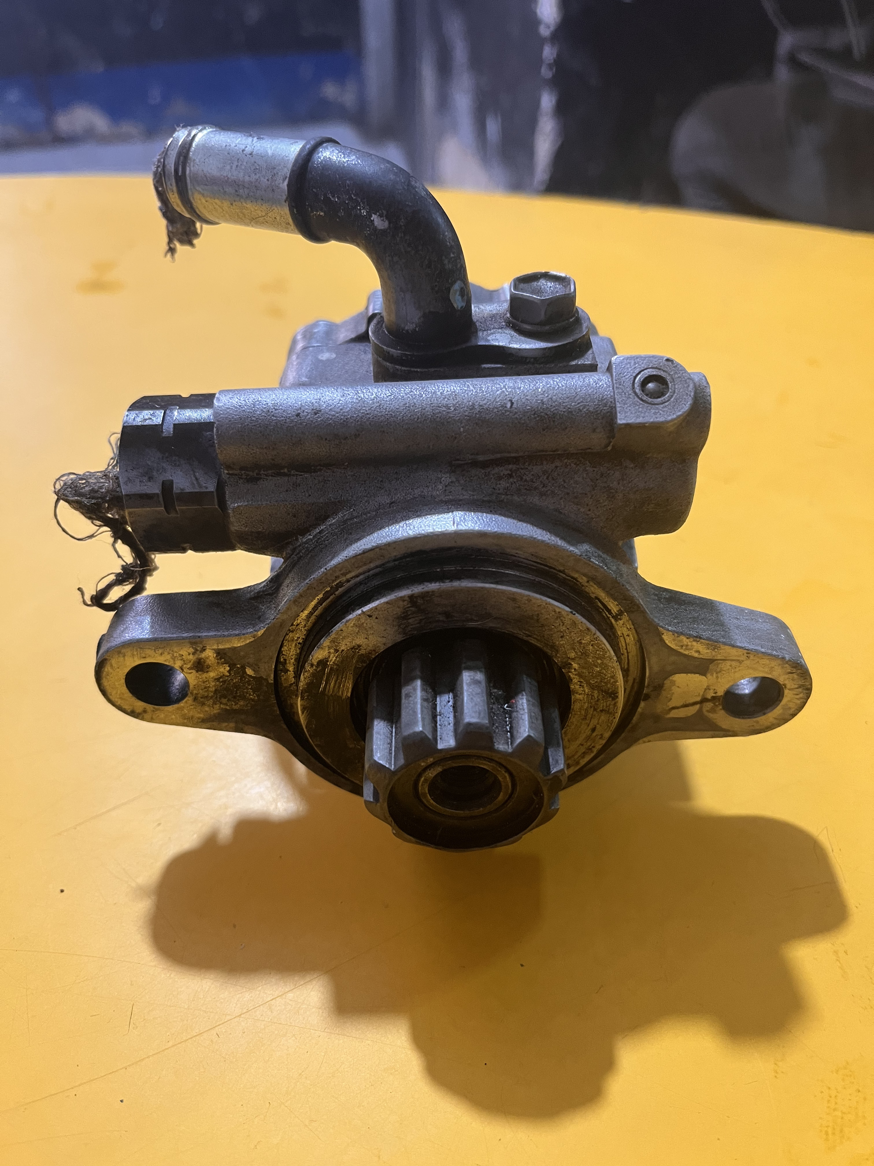 Bomba Direção Hidráulica Toyota Hilux - Imagem 3