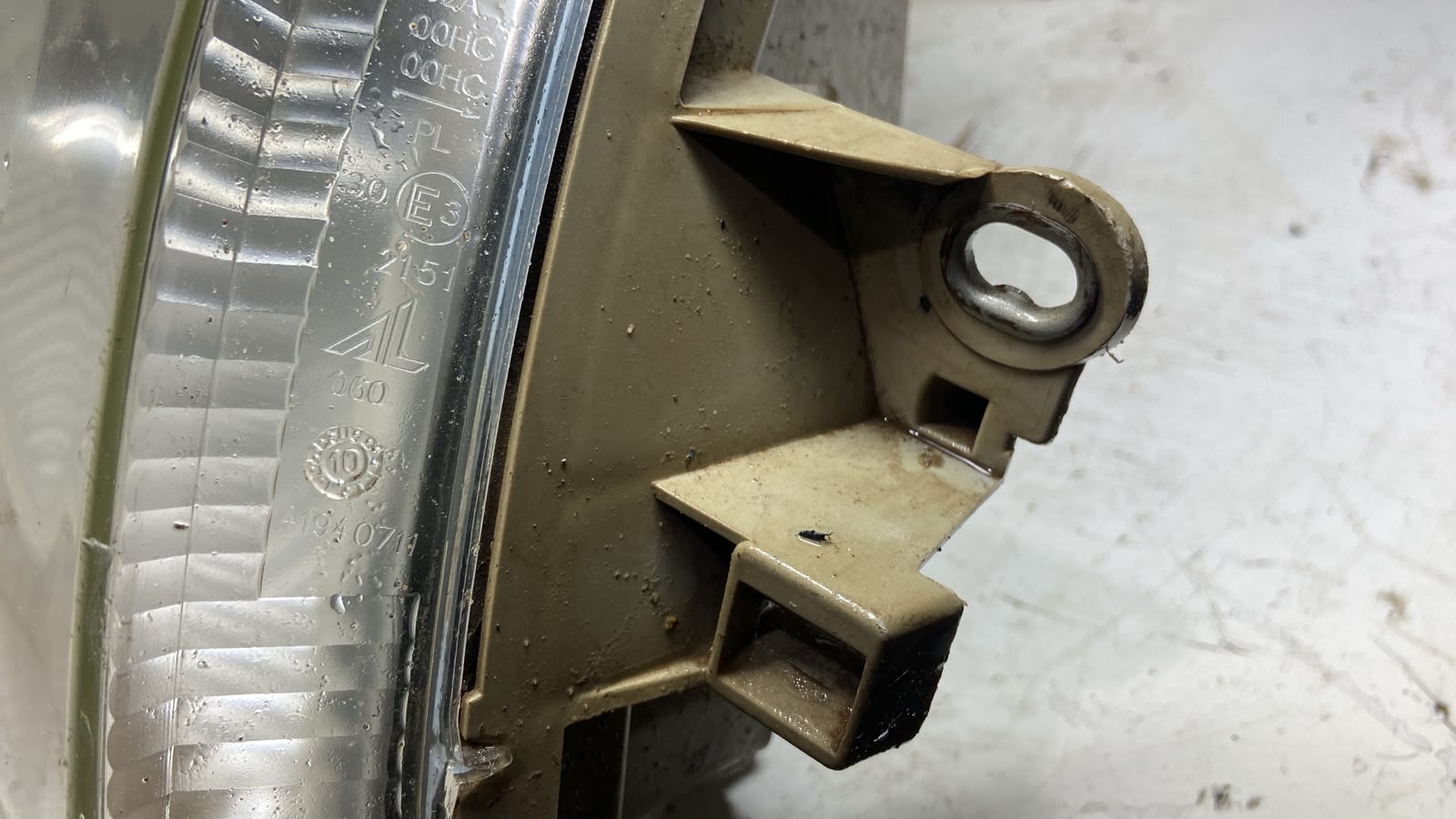 Farol Renault Master 2010 A 2013 Lado Direito - Imagem 2