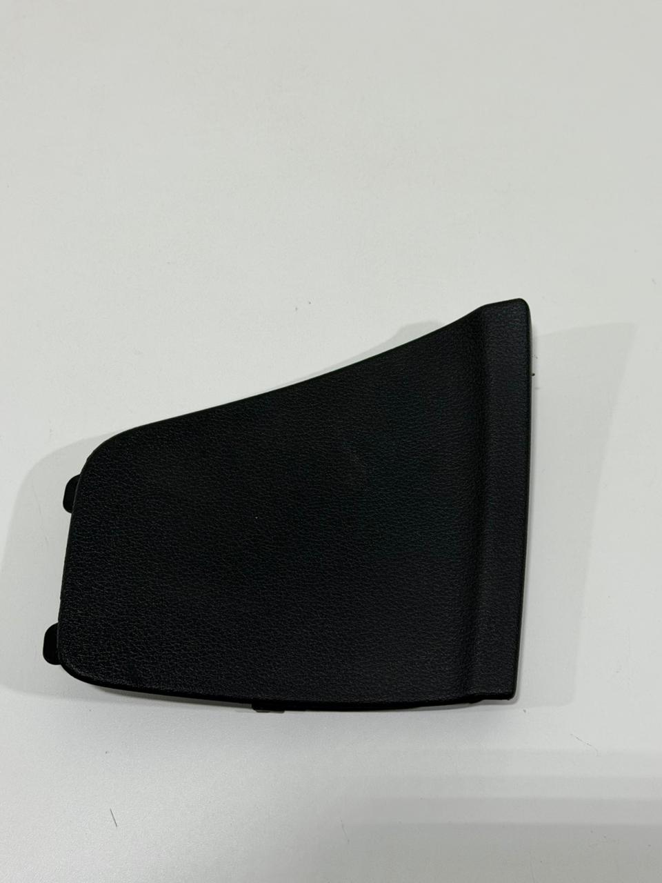 Acabamento Esquerdo Porta Malas Audi A3 8V4867657 - Imagem 1