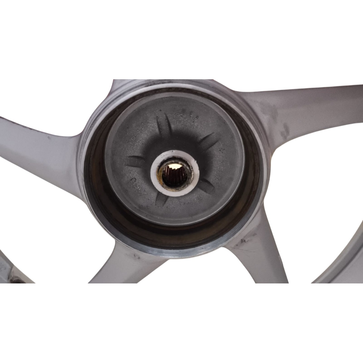 Roda Traseira Yamaha Neo 115 2005/2012 - Original - Imagem 4