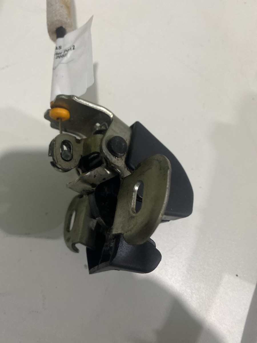 Fechadura Inferior Porta Traseira Master 02/12 Não Anunciar - Imagem 2