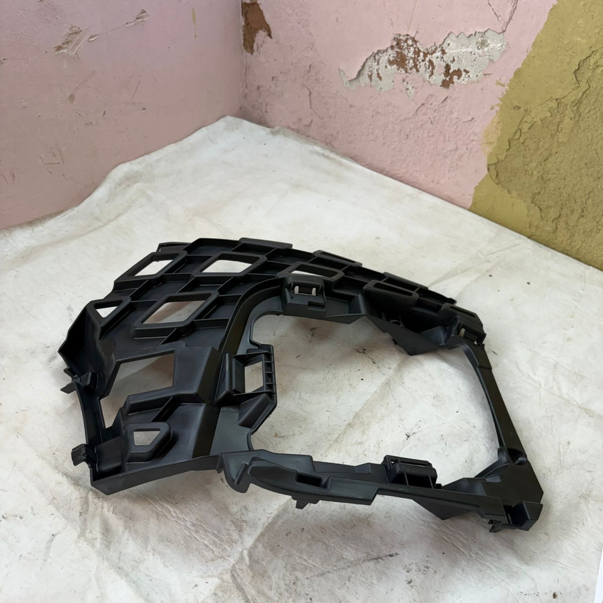 Suporte Farol De Milha T-Cross Lado Direito