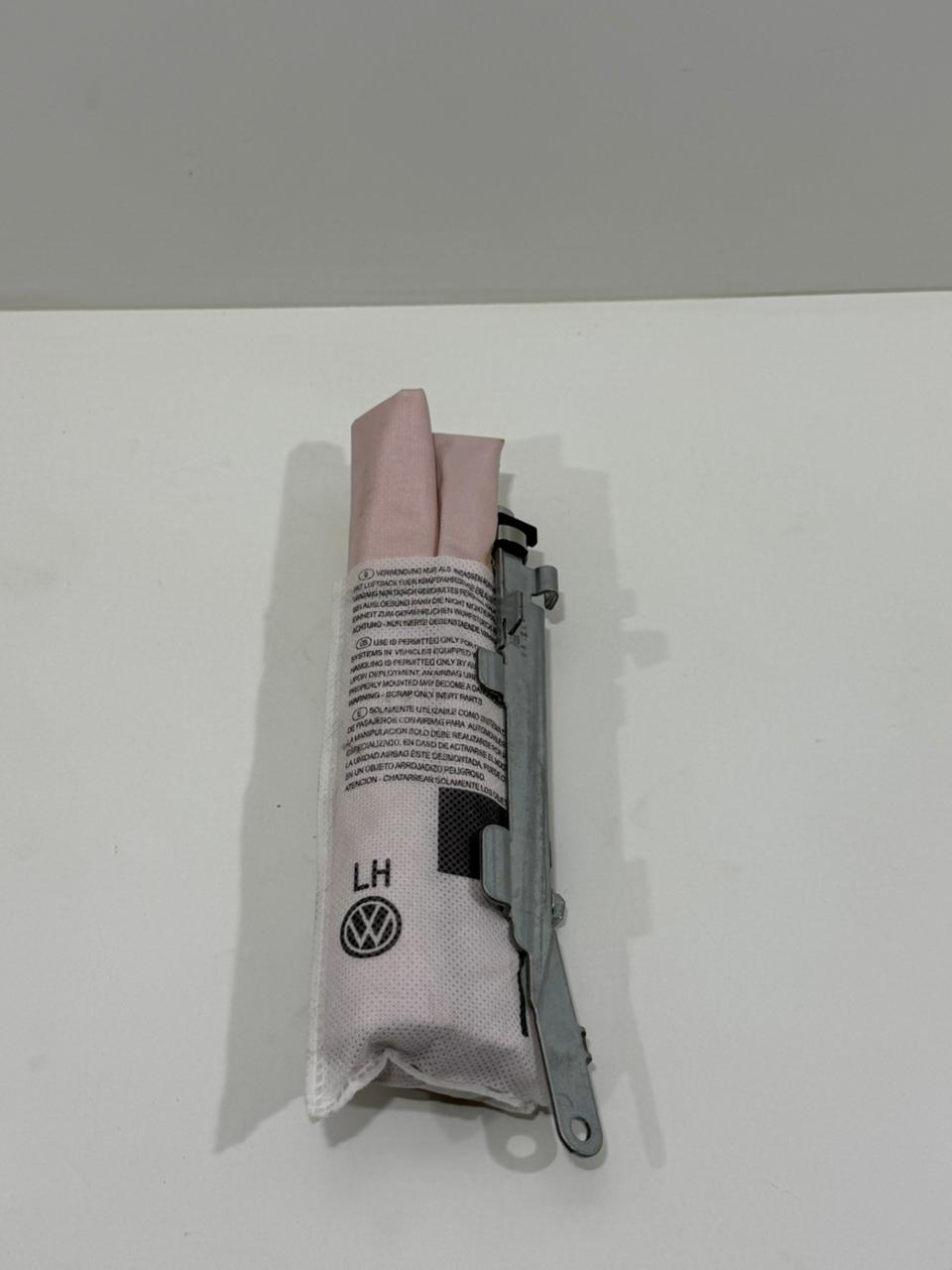 Air Bag Lateral Dir. Passageiro Audi A3 8V4880242A