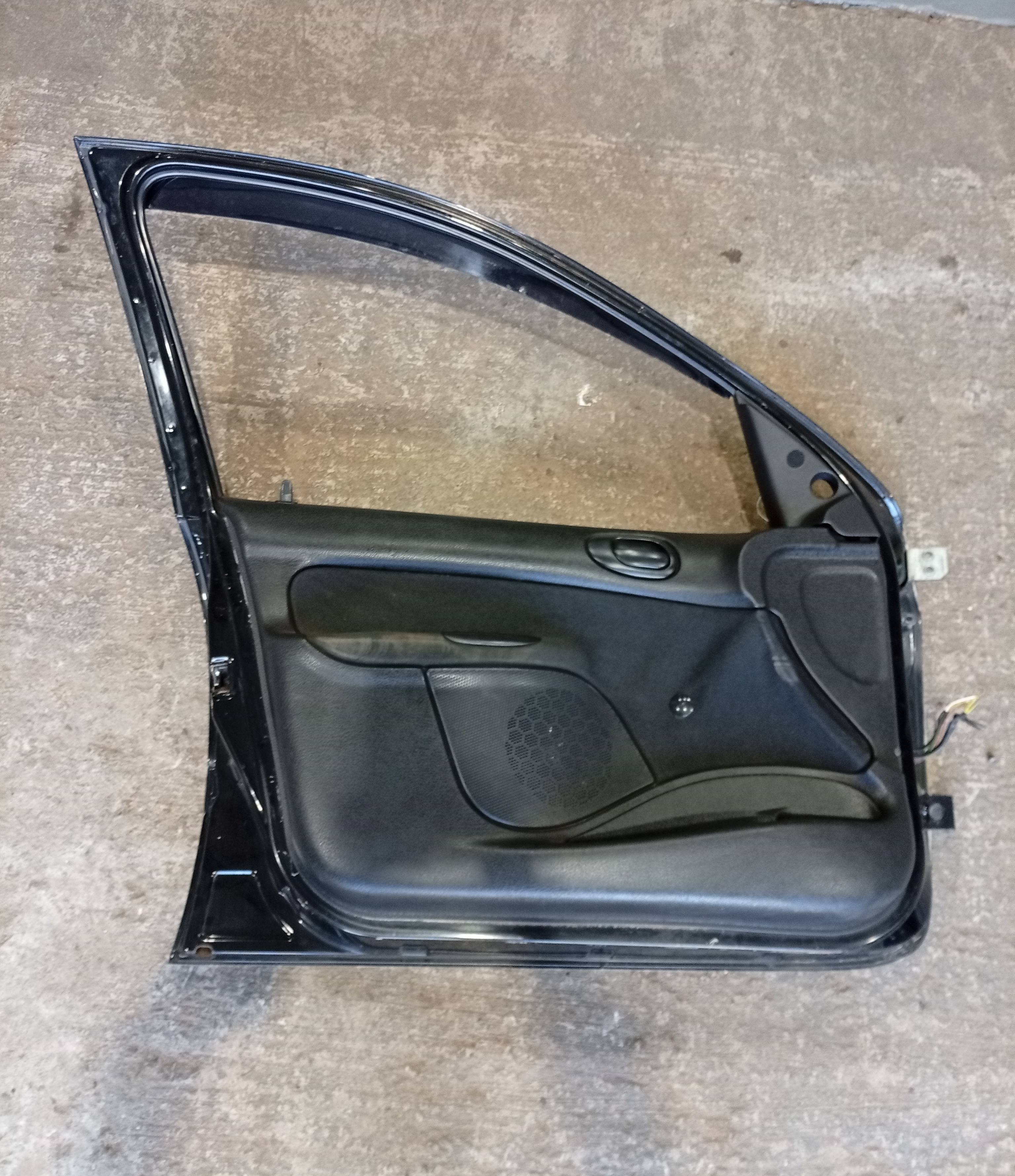 Porta Dianteira Esquerda Peugeot 206 2007/2008 - Imagem 2