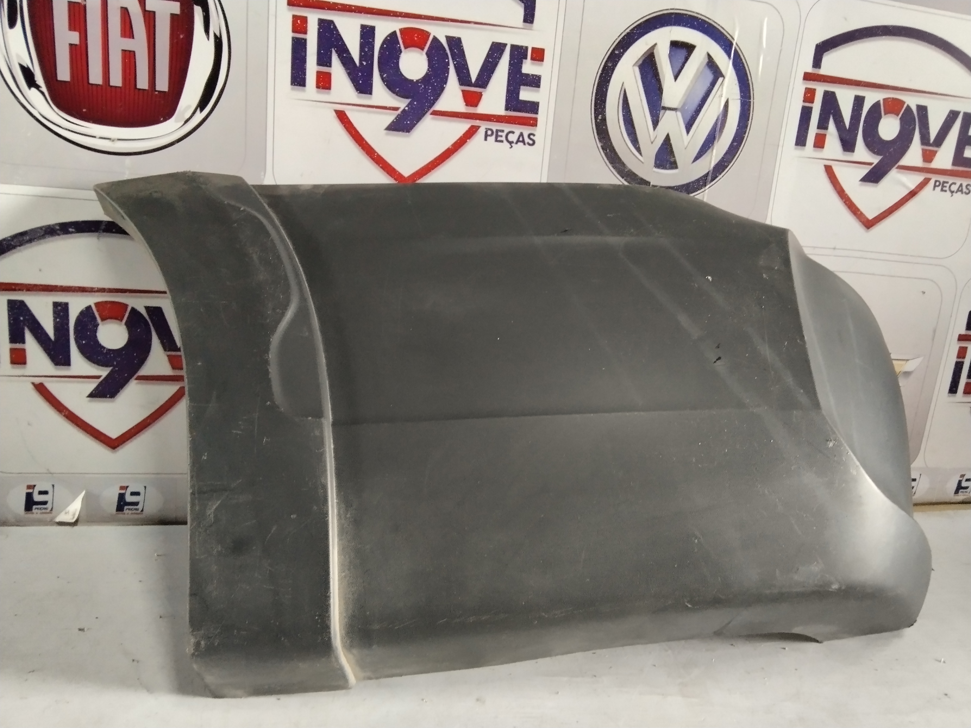 Ponteira para-choque traseiro lado esquerdo Saveiro