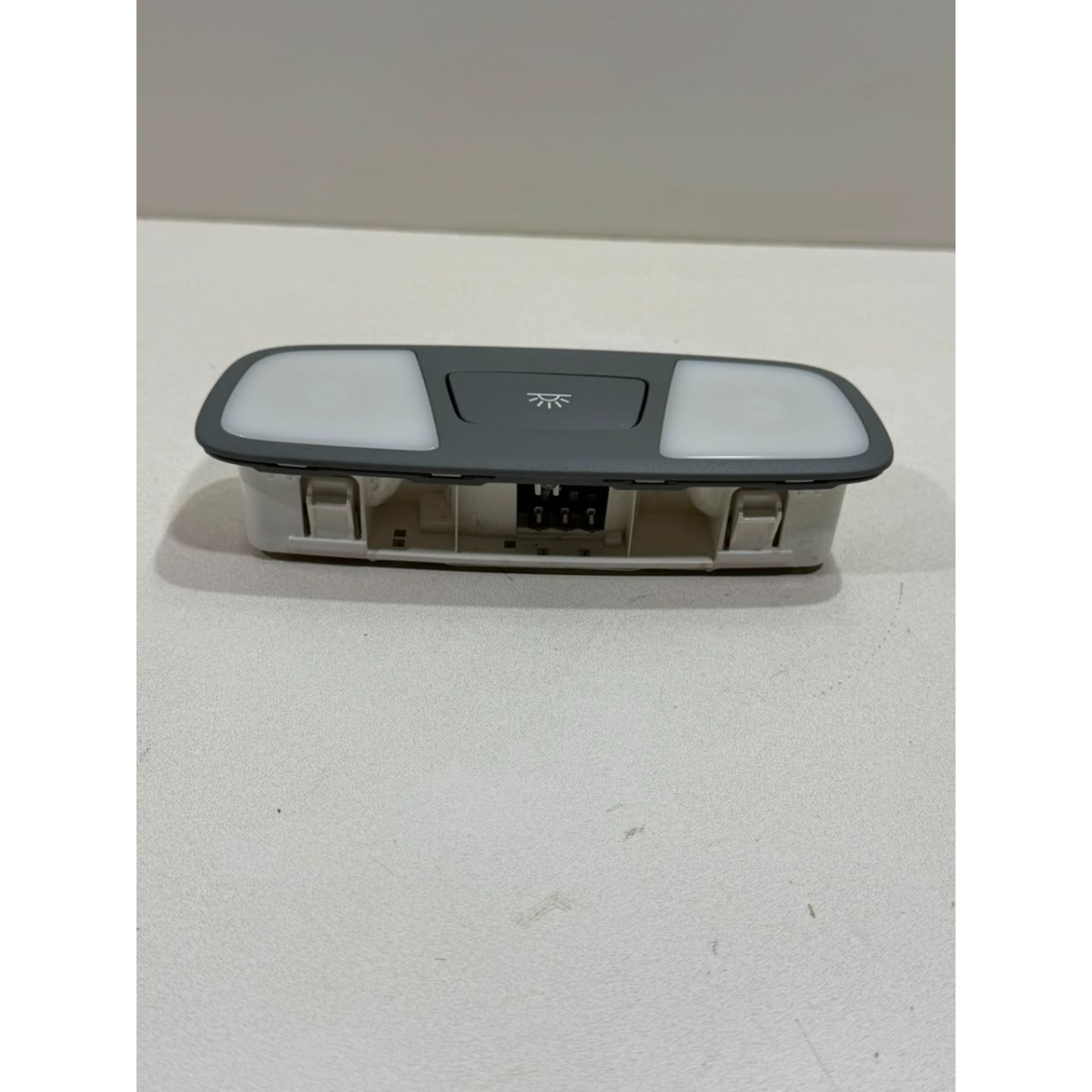 Luz Cortesia Teto Audi A3 2017/19 8v0947111 - Imagem 2