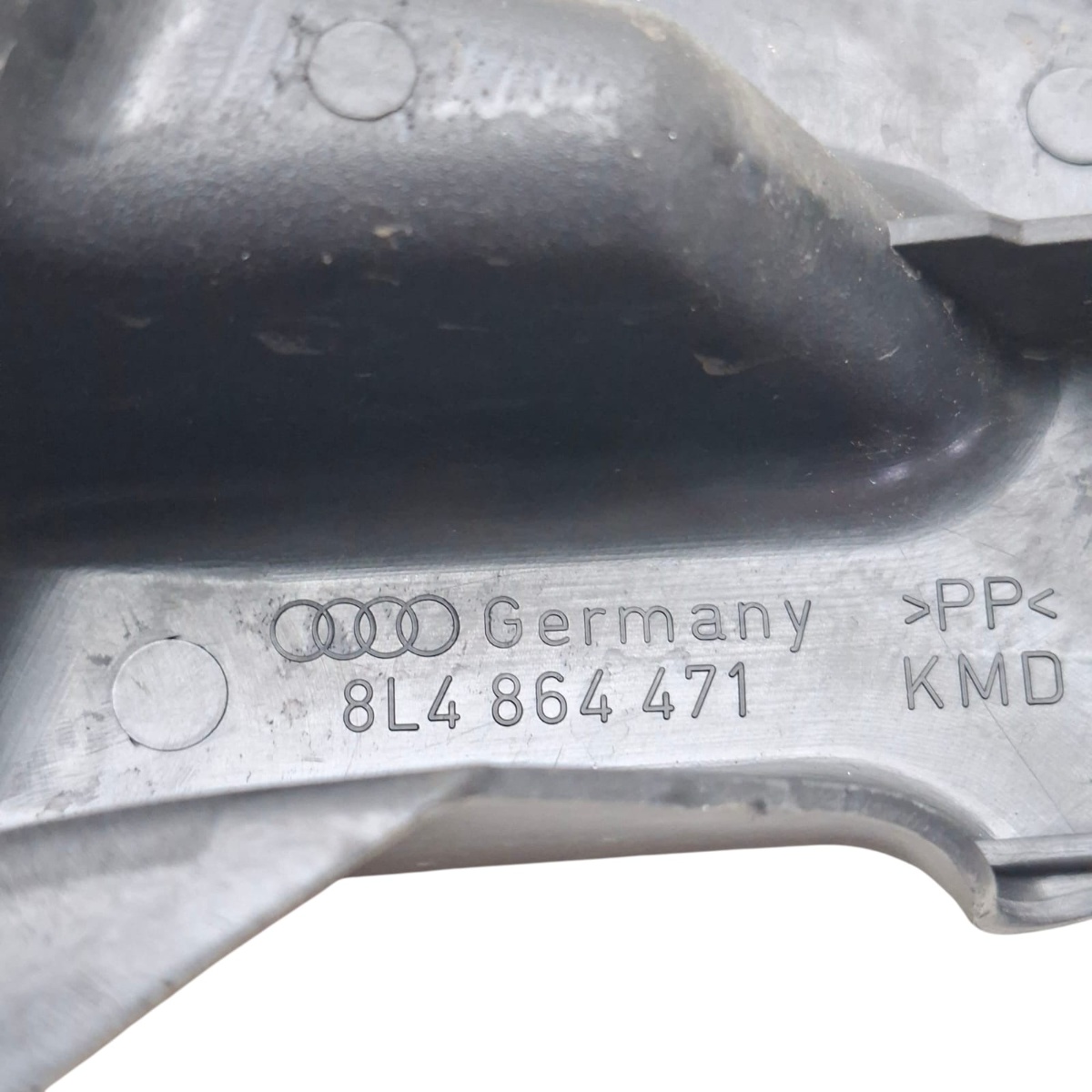 Reforço Banco Traseiro Direito Audi A3 1998 A 2006 8L4864471 - Imagem 4