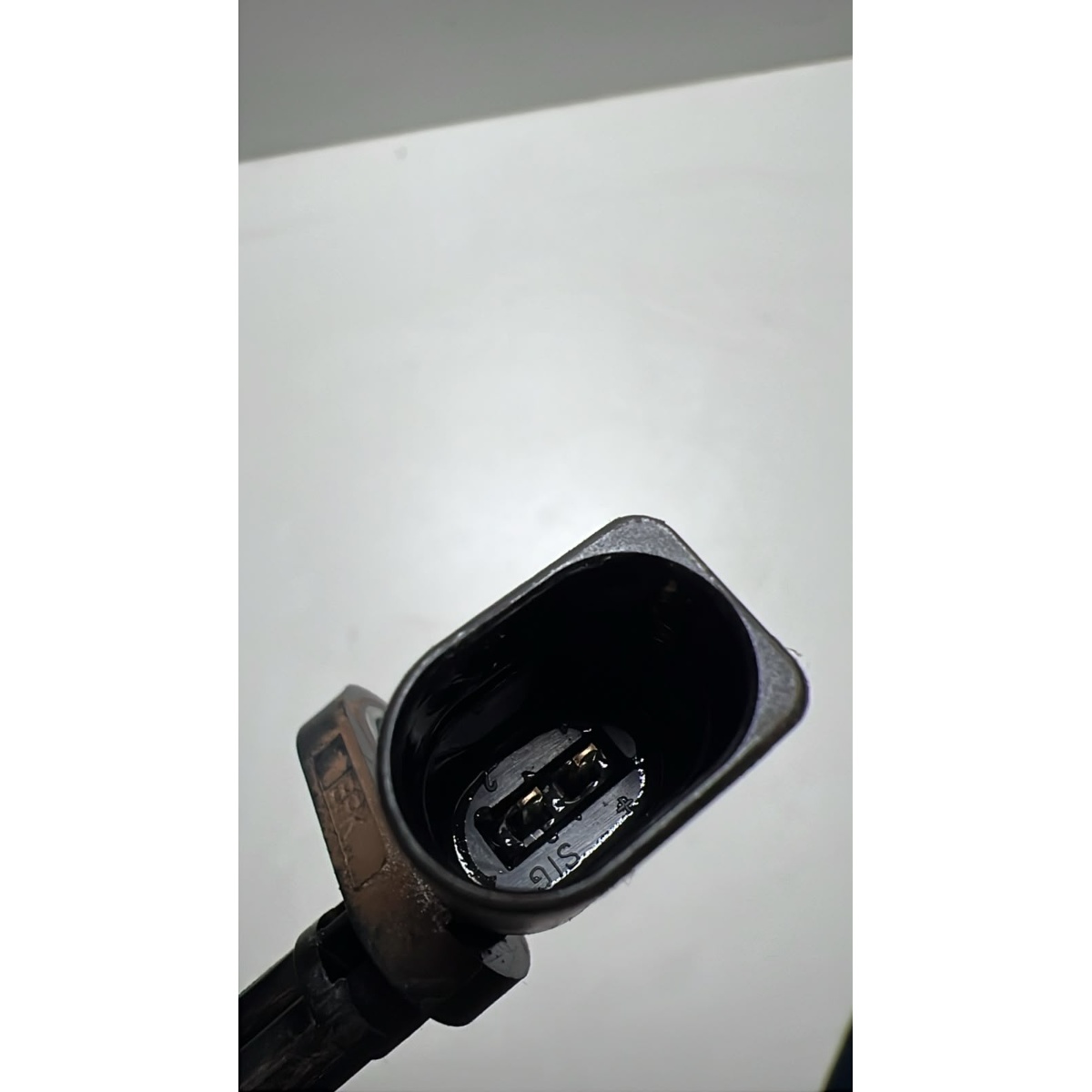 Sensor Freio Abs Diant Dir Audi A4 A5 Q5 2015/18 4e0927804d - Imagem 2