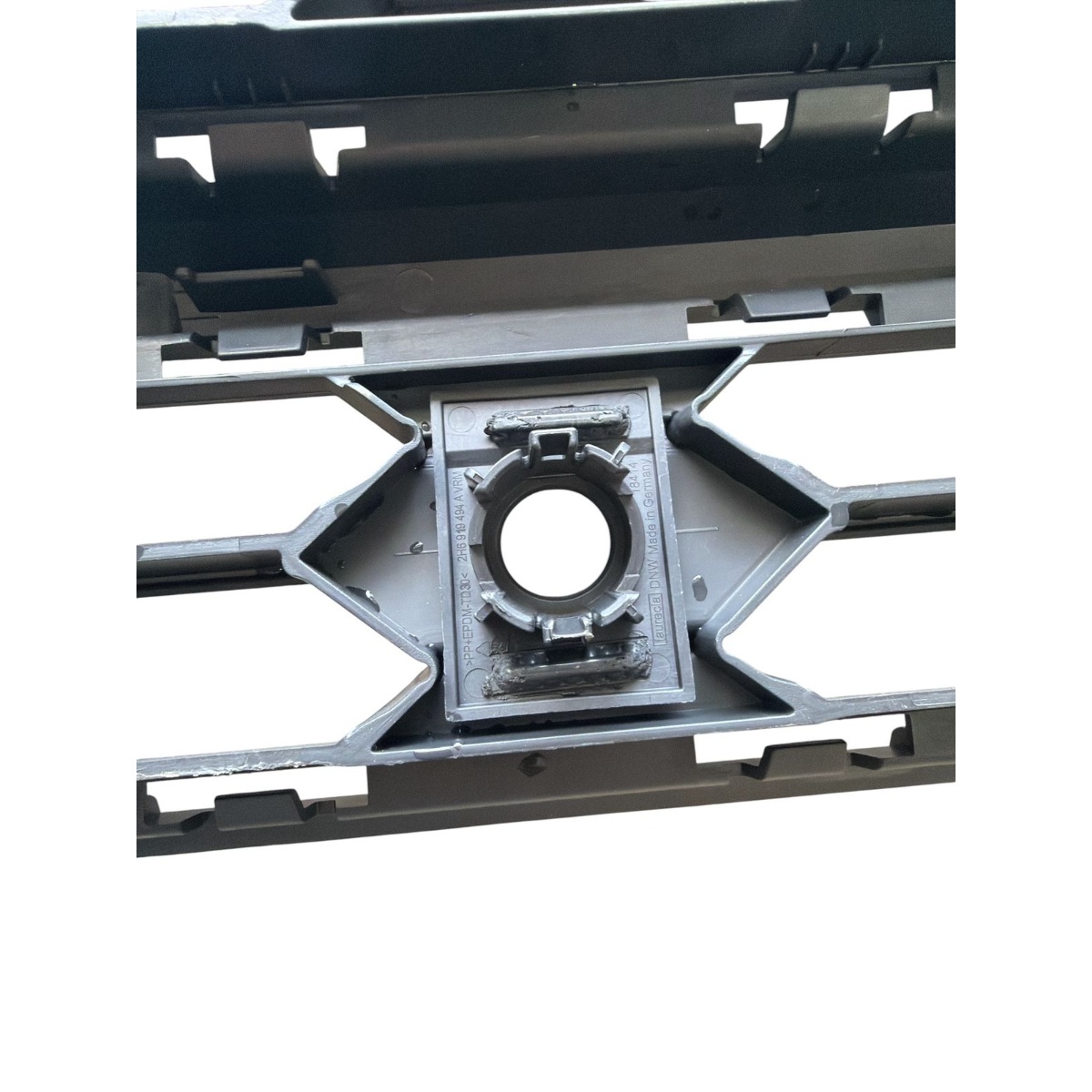 Grade Inferior Parachoque Volkswagen Amarok 2016-2023 - Imagem 6